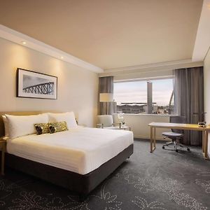 Darling Harbour King Room Park &